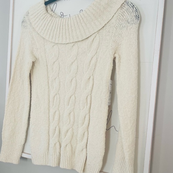 Free People off shoulder Cable Neck Sweate… - Picture 3 of 13